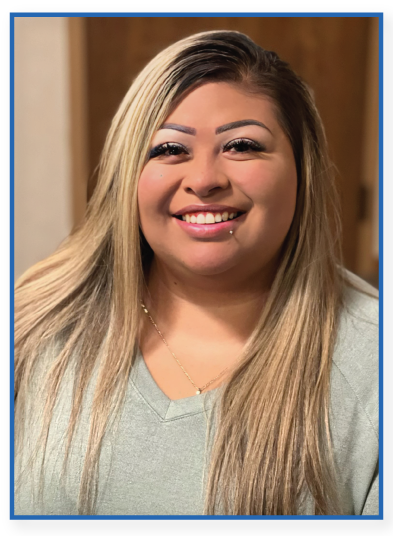 Mayra Aguirre, Front Desk